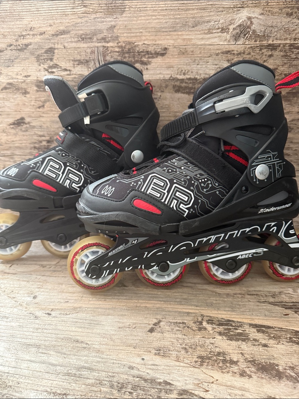 Blade runner ABEC3 Inline Rollerblades - Adjustable Youth Skate